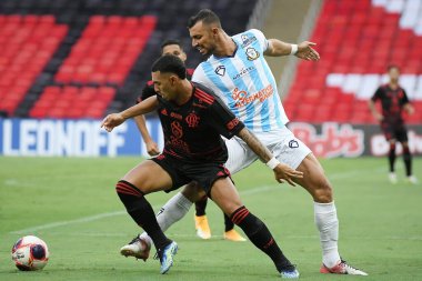 Rio de Janeiro, Brezilya, 6 Mart 2021 Flamengo takımından Matheuzinho, Carioca şampiyonası için oynanan maçta 