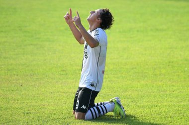 Xerm, Rio de Janeiro, Brezilya, 27 Mart 2021 Vasco takımından futbolcu Matias Galarza, Vasco x Madureira 'nın Carioca Stadyumu' nda oynanan maçta golünü kutluyor..