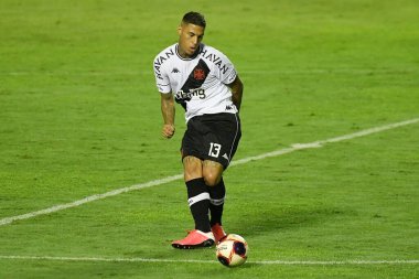 Volta Redonda, Rio de Janeiro, Brezilya, 30 Mart 2021, Vasco takımından futbolcu Carioca şampiyonası için oynanan Fluminense x Vasco maçı sırasında Raulino de Oliveira Stadyumu 'nda.