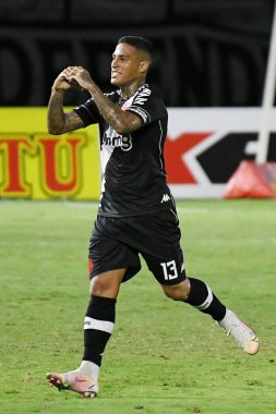 Rio de Janeiro, Brezilya, 21 Mart 2021 Vasco takımından futbolcu Carioca şampiyonasında Vasco x Botafogo maçında golünü kutluyor..