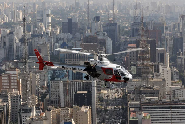 Sao Paulo Septembre 2009 Hélicoptère Police Militaire Sao Paulo Survolant — Photo