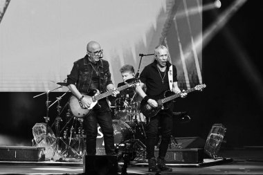 Rio de Janeiro, Brazil, September 26, 2025. Musicians Ricardo Feghali and Kiko, during the show by the Brazilian band Roupa Nova, at Qualistage, in the city of Rio de Janeiro.