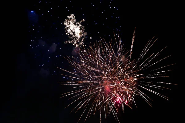 Fuegos Artificiales Colores Abstractos Cielo Nocturno Celebración Año Nuevo Fotos De Stock Sin Royalties Gratis