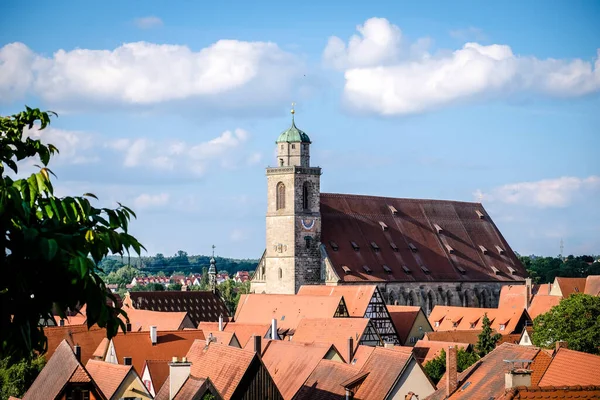 Dinkelsbuhl, Niemcy - 2 lipca 2021: Stare miasto Dinkelsbuhl, Bawaria, Niemcy — Zdjęcie stockowe