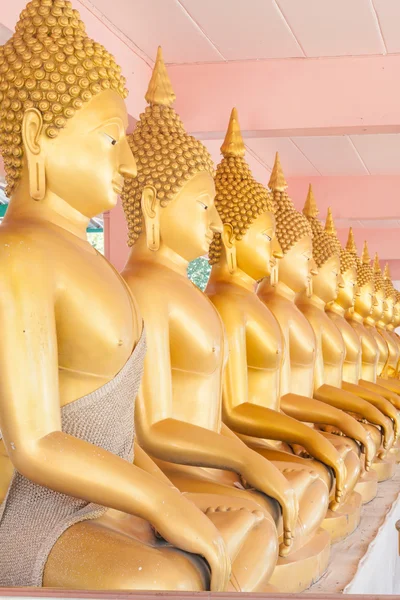 Buddha gold statue — Stock Photo, Image