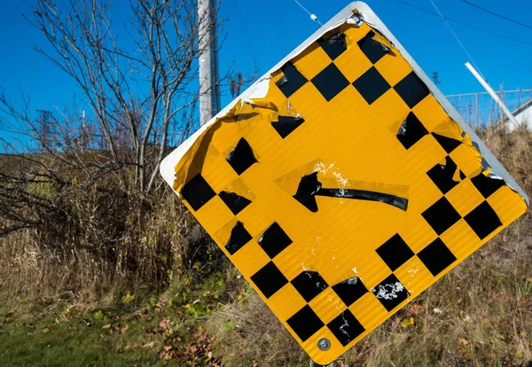 Old Worn Damaged Road Sign Sign Black Yellow Left Turn — Stock Photo, Image