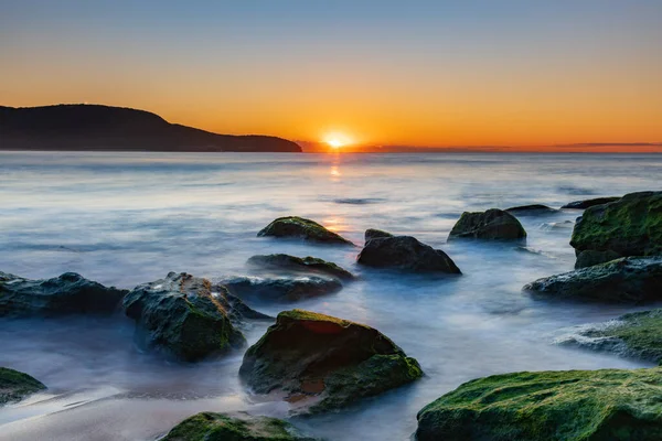 Sunrise Seascape Clear Skies Killcare Beach Central Coast Nsw Australia — Stock Photo, Image