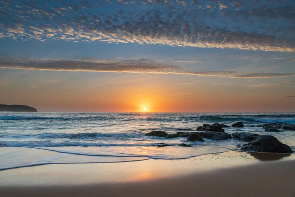 Nuages Élevés Sur Mer Joli Paysage Marin Levant Killcare Beach — Photo