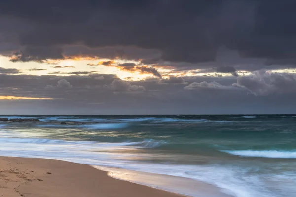 오스트레일리아 Nsw 바토만 구름과 비오는 — 스톡 사진