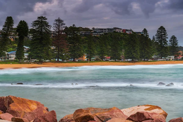 Salida Del Sol Playa Después Lluvia Avoca Beach Costa Central — Foto de Stock