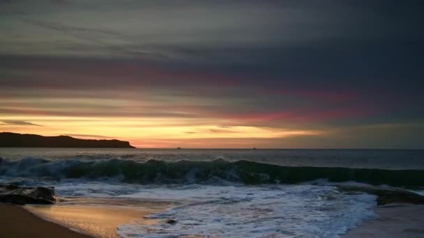 Paisaje Marino Amanecer Cielo Lleno Nubes Desde North Pearl Beach — Vídeos de Stock