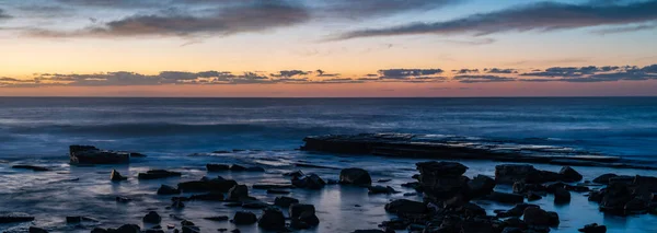 Przybrzeżny Pejzaż Morski Wschodu Słońca Skillion Terrigal Środkowym Wybrzeżu Nsw — Zdjęcie stockowe