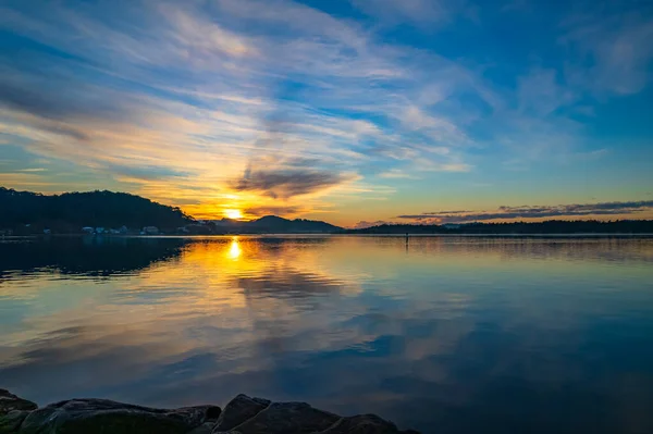 Wasserlandschaft Bei Sonnenaufgang Über Brisbane Waters Woy Woy Der Central — Stockfoto