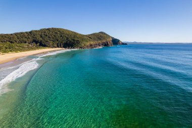 Elizabeth Beach, Barrington Sahili, NSW, Avustralya 'daki Pacific Palms' taki Booti Booti Ulusal Parkı 'nın bir parçasıdır..