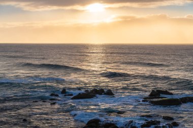 Tuross Head, Avustralya 'nın NSW eyaletinin güney kıyısında bir sahil köyüdür. Moruya ve Narooma şehirleri arasında yer almaktadır..