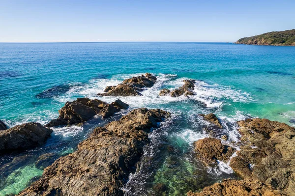 オーストラリア ニューサウスウェールズ州バリントン海岸のフォルスター チュンカレーのバージェスビーチの昼間の景色 — ストック写真
