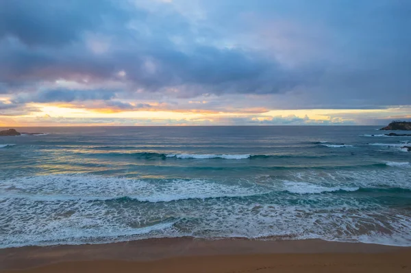 Sunrise Seascape Met Lichte Hoge Wolk Bij Malua Bay Aan — Stockfoto