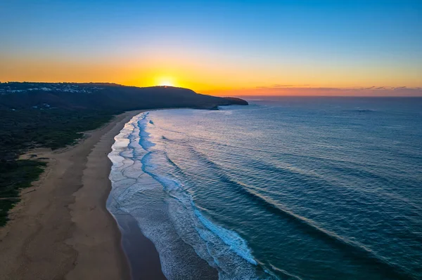 Voe Sobre Paisagem Marinha Nascer Sol Killcare Beach Costa Central — Fotografia de Stock