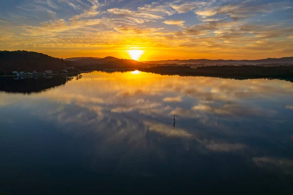 Paysage Lever Soleil Aérien Avec Nuages Dessus Des Eaux Brisbane — Photo