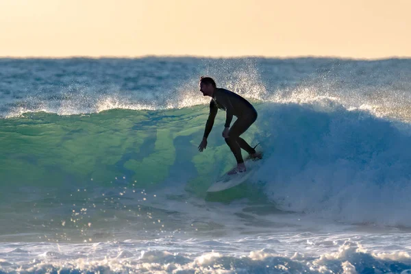 Surfer Tôt Matin Avec Des Vagues Pieds Macmasters Beach Sur — Photo