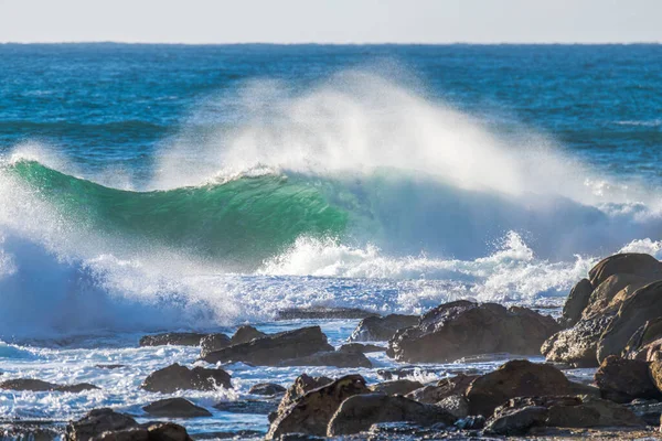 Ранковий Прибій Футовими Хвилями Пляжі Мак Мастерс Центральному Узбережжі Нсв — стокове фото