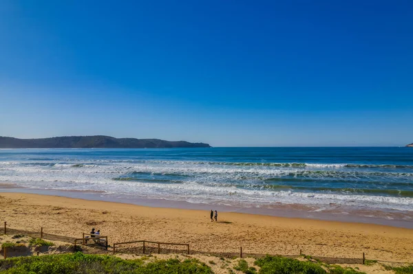 Orta Sahildeki Umina Sahili Nde Sabah Deniz Manzaralı Dalgalar Nsw — Stok fotoğraf