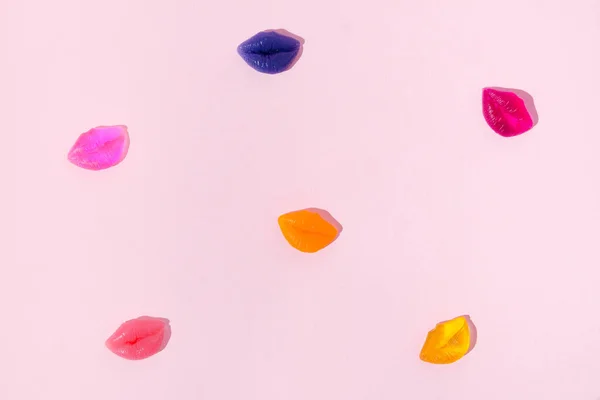 Sei Labbra Donna Diversi Colori Rosa Blu Fucsia Arancio Giallo — Foto Stock