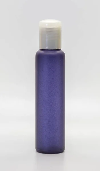 Bouteille Pastel Violette Sur Fond Blanc Utiliser Dans Cadre Votre — Photo