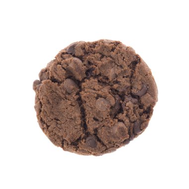 Beyaz üzerine izole edilmiş çikolatalı kurabiye.