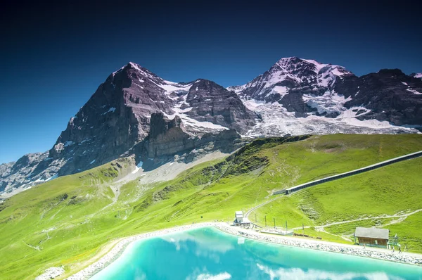 Grindenwald Eiger 山的视图 — 图库照片