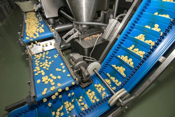Tortellini makarna üretim hattı