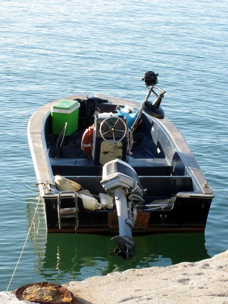 参照してくださいに小さなイタリアの漁船 — ストック写真