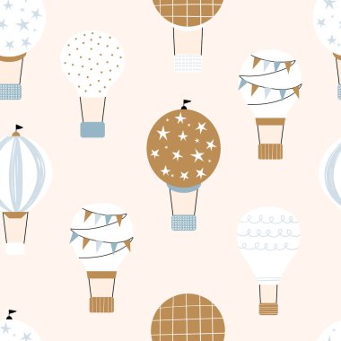 İskandinav tarzı pembe arka planda hava balonları olan, el yapımı, pürüzsüz, tekrarlayan çocuklar. Hava balonlu kusursuz çocuklar. Komik nakliye. Uçak..