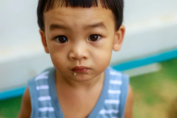 Full Face Adorable Toddler Asian Baby Boy Anno Old Guardando — Foto Stock