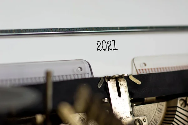 2021 Símbolo Ano Novo Número 2021 Digitado Máquina Escrever Retro — Fotografia de Stock