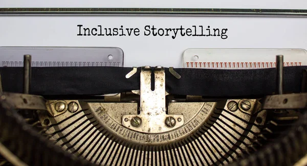 Símbolo Contar Histórias Inclusivo Palavras Inclusive Storytelling Datilografadas Máquina Escrever — Fotografia de Stock