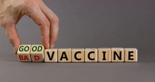 Símbolo Vacuna Bueno Malo Médico Convierte Los Cubos Madera Cambia — Foto de Stock