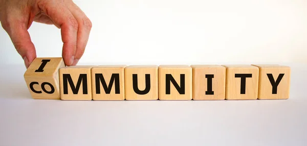 Символ Імунітету Громади Доктор Перетворює Кубик Змінює Слово Спільнота Імунітет — стокове фото