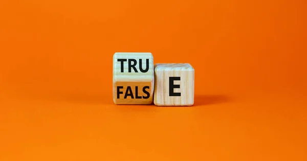False True Symbol Turned Wooden Cube Changed Word False True — 스톡 사진