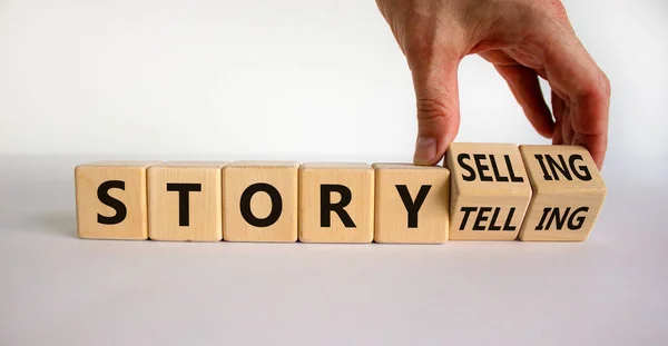 Storytelling Storyselling Symbol Businessman Turns Wooden Cubes Changes Word Storytelling — Fotografia de Stock