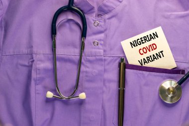 Covid-19 Nijerya ırk sembolü. Tıbbi üniforma, üzerinde 
