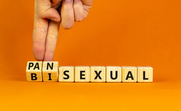 Símbolo Pansexual Bisexual Doctor Convierte Cubos Madera Cambia Palabra Bisexual — Foto de Stock