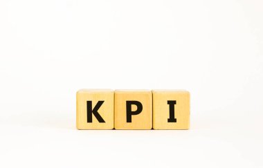 KPI, anahtar performans göstergesi. Üzerinde 