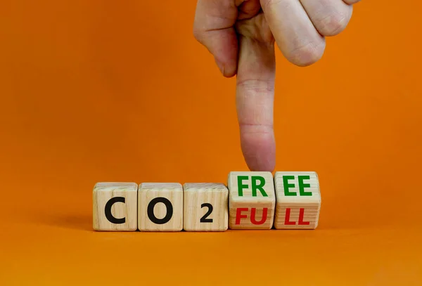 Co2 Vol Gratis Symbool Zakenman Verandert Kubussen Verandert Conceptwoorden Co2 — Stockfoto