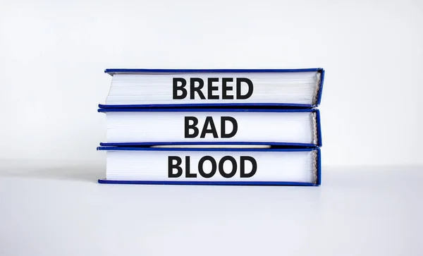 Φυλή Κακό Σύμβολο Του Αίματος Βιβλία Λέξεις Γέννησε Κακό Αίμα — Φωτογραφία Αρχείου