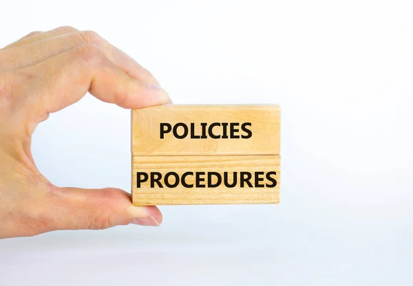 Символ Политики Процедур Деревянные Блоки Концептуальными Словами Policies Procedures White — стоковое фото