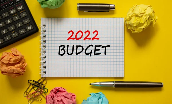 2022 Rozpočet Nový Rok Symbol Bílá Poznámka Slovy 2022 Rozpočet — Stock fotografie