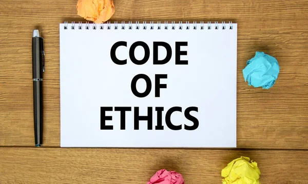 Símbolo Código Ética Palabras Código Ética Hermosa Mesa Madera Papel — Foto de Stock