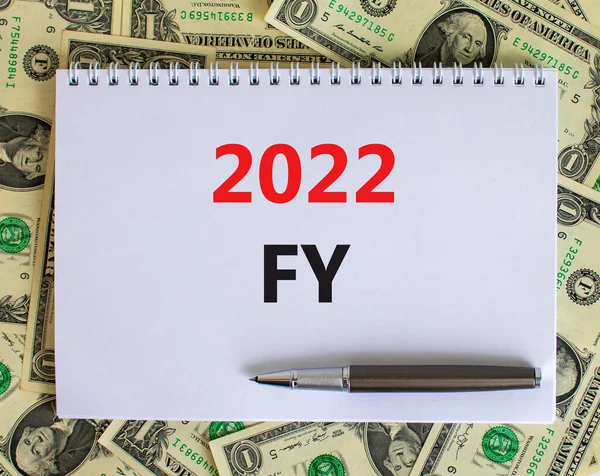 2022 Símbolo Ano Novo Fiscal Nota Branca Com Palavras 2022 — Fotografia de Stock