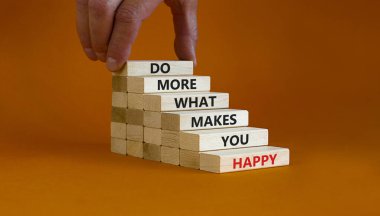 Seni mutlu eden şeyi yap. Tahta bloklar 